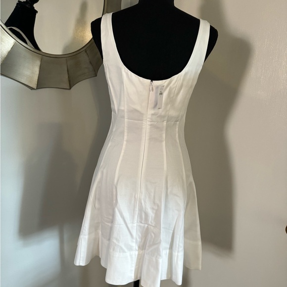 White Sleeveless Dress - Picture 2 of 5